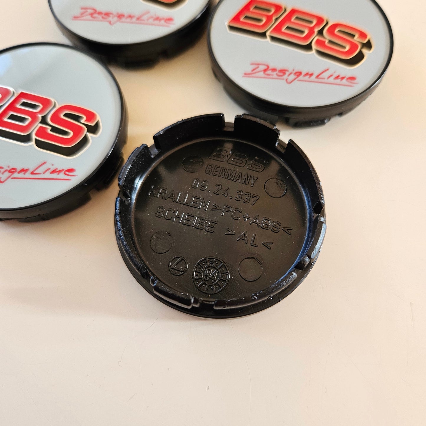 BBS Designline White/Red Wheel Cap Set 56mm