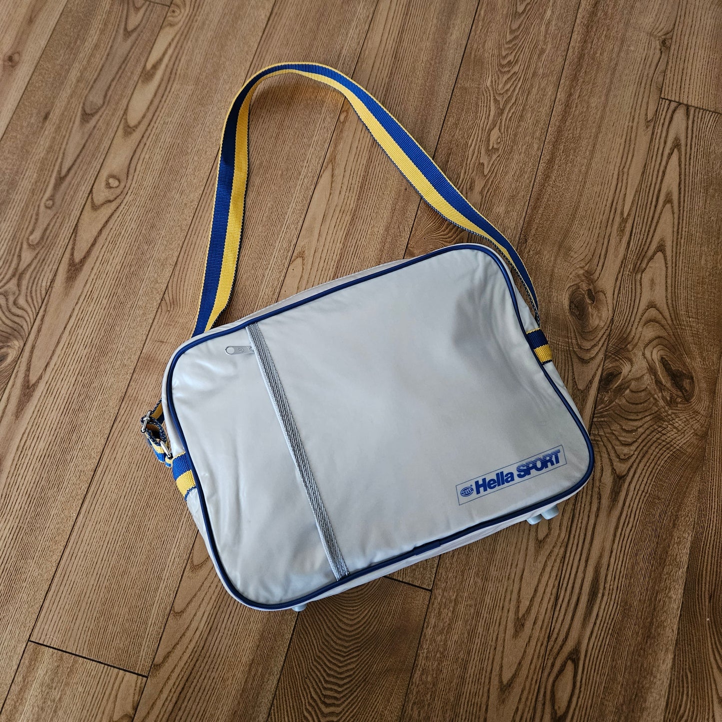 Hella Sport Collection Bag