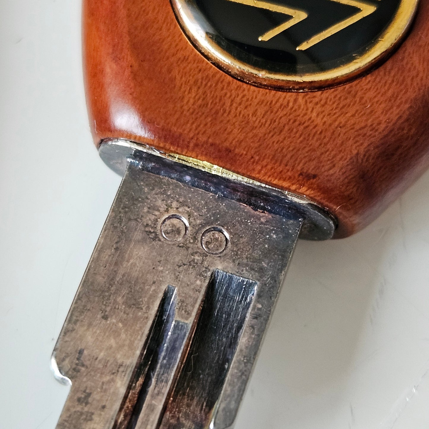 Momo Wooden Look Key
