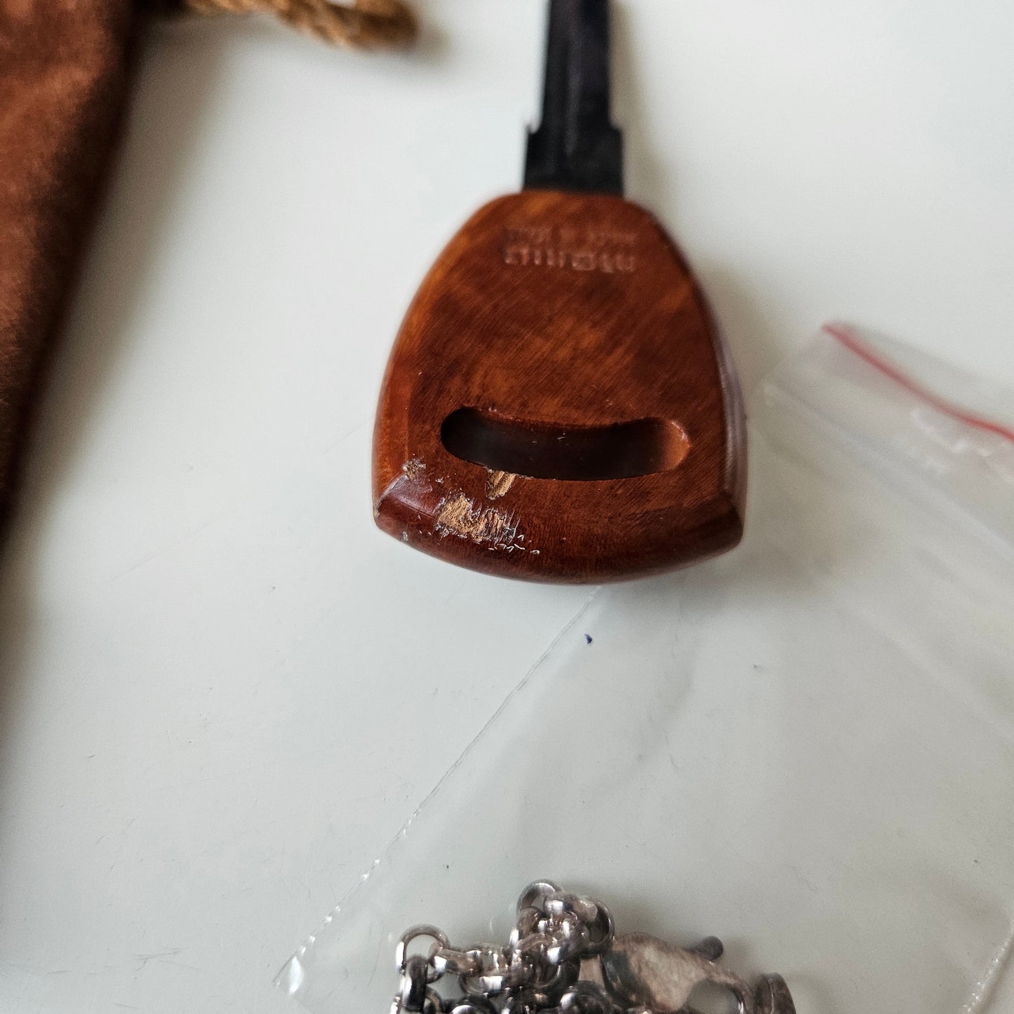 Momo Wooden Look Key