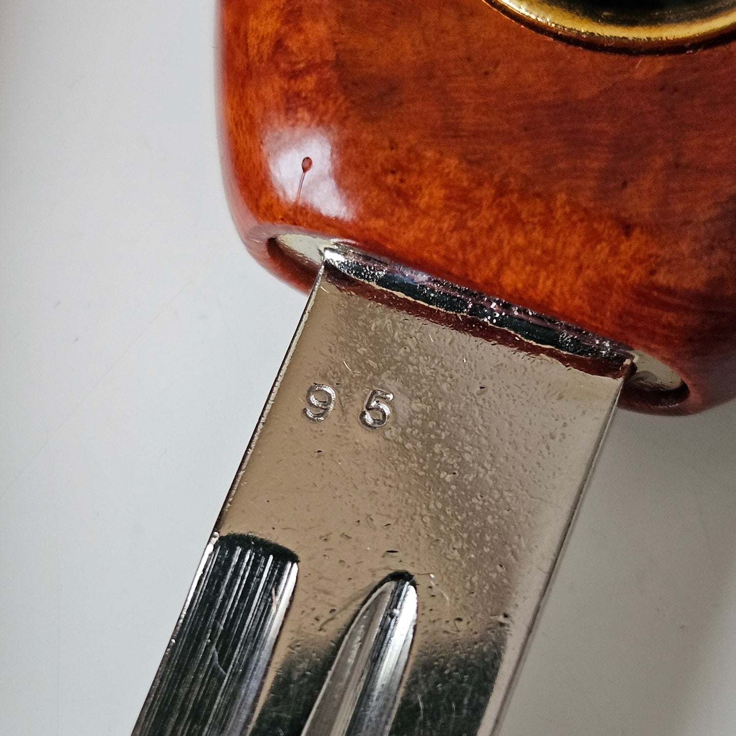 Momo Wooden Look Key
