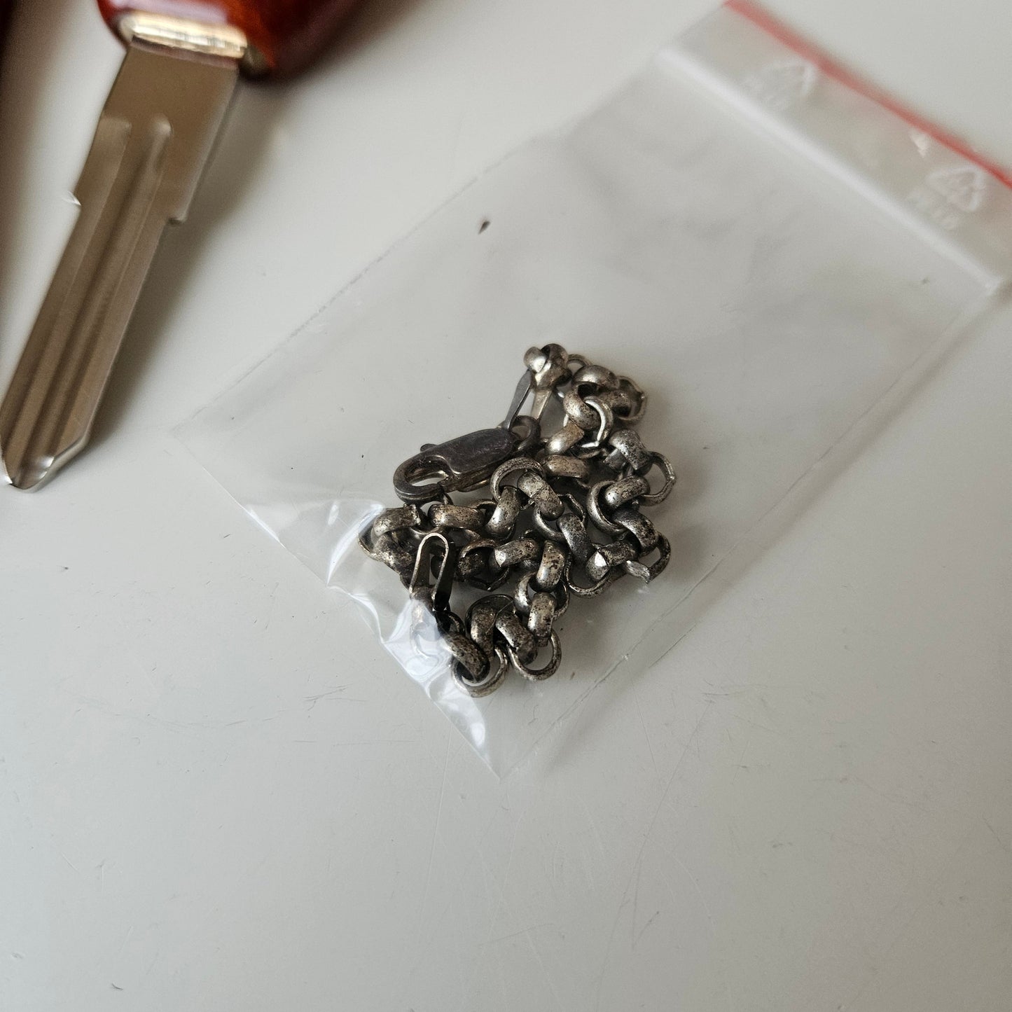Momo Wooden Look Key