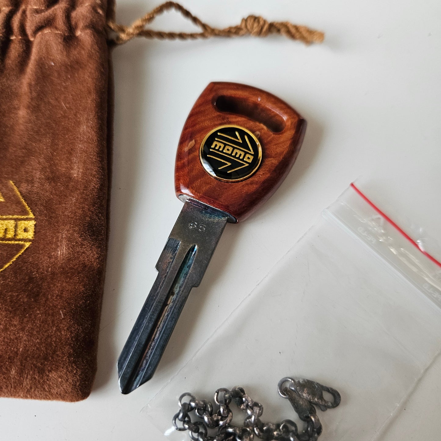 Momo Wooden Look Key