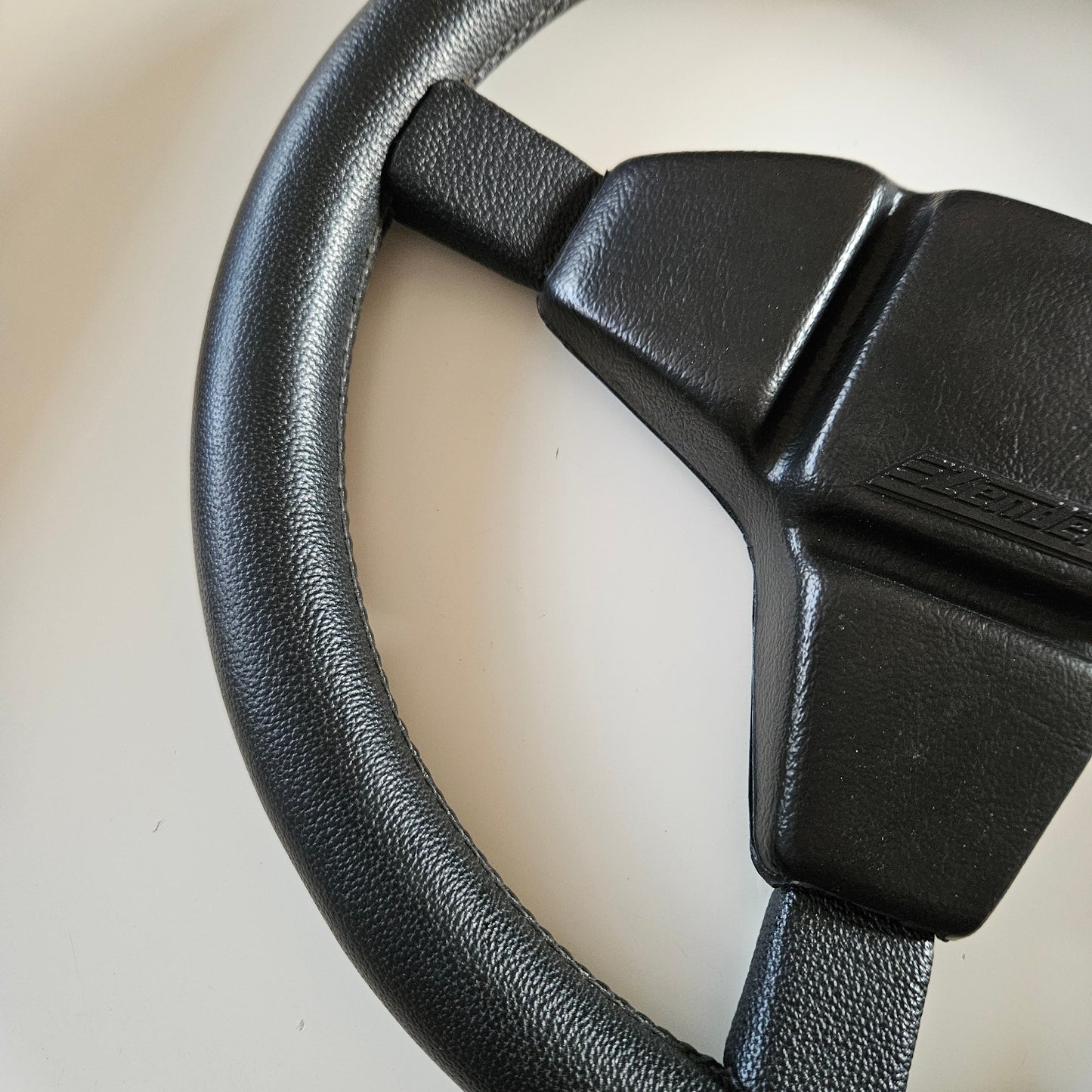Zender Steering Wheel