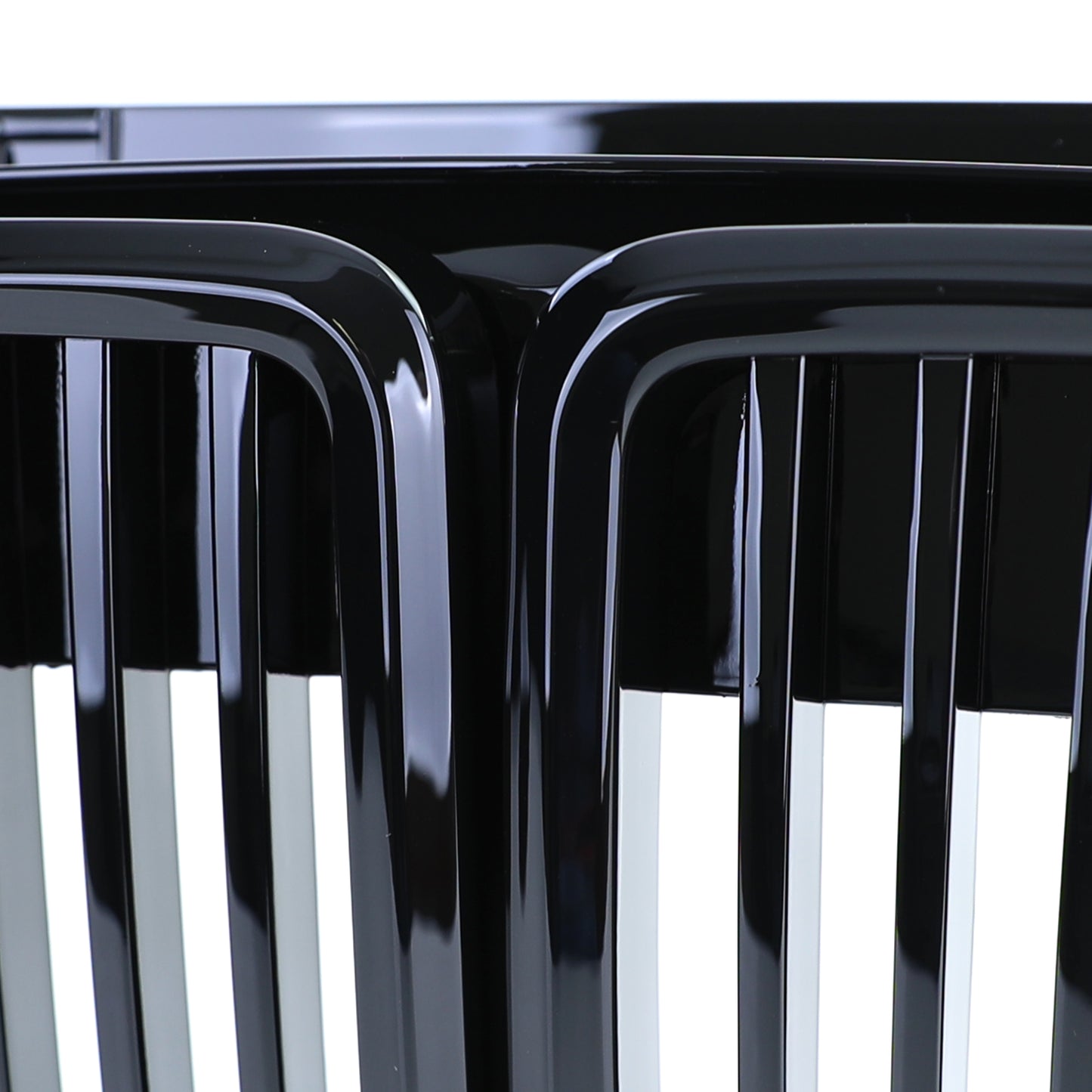 BMW E30 Front Grill Gloss Black (82-94)