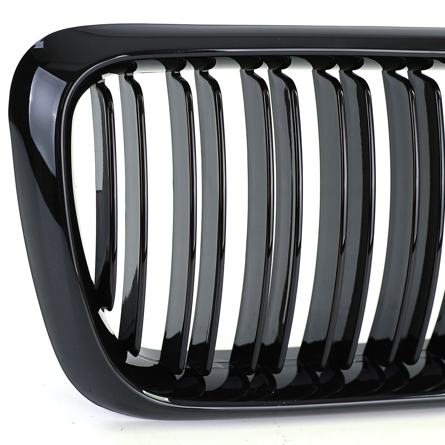 BMW E36 Front Grill Gloss Black (Facelift 96-99)