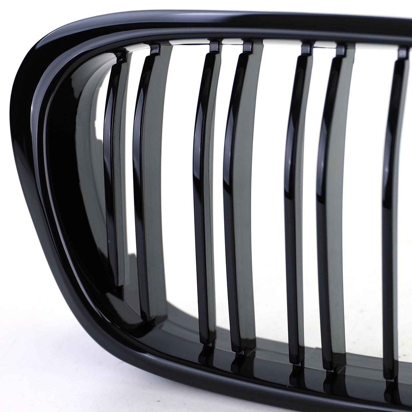 BMW E39 Front Grill Gloss Black (95-03)