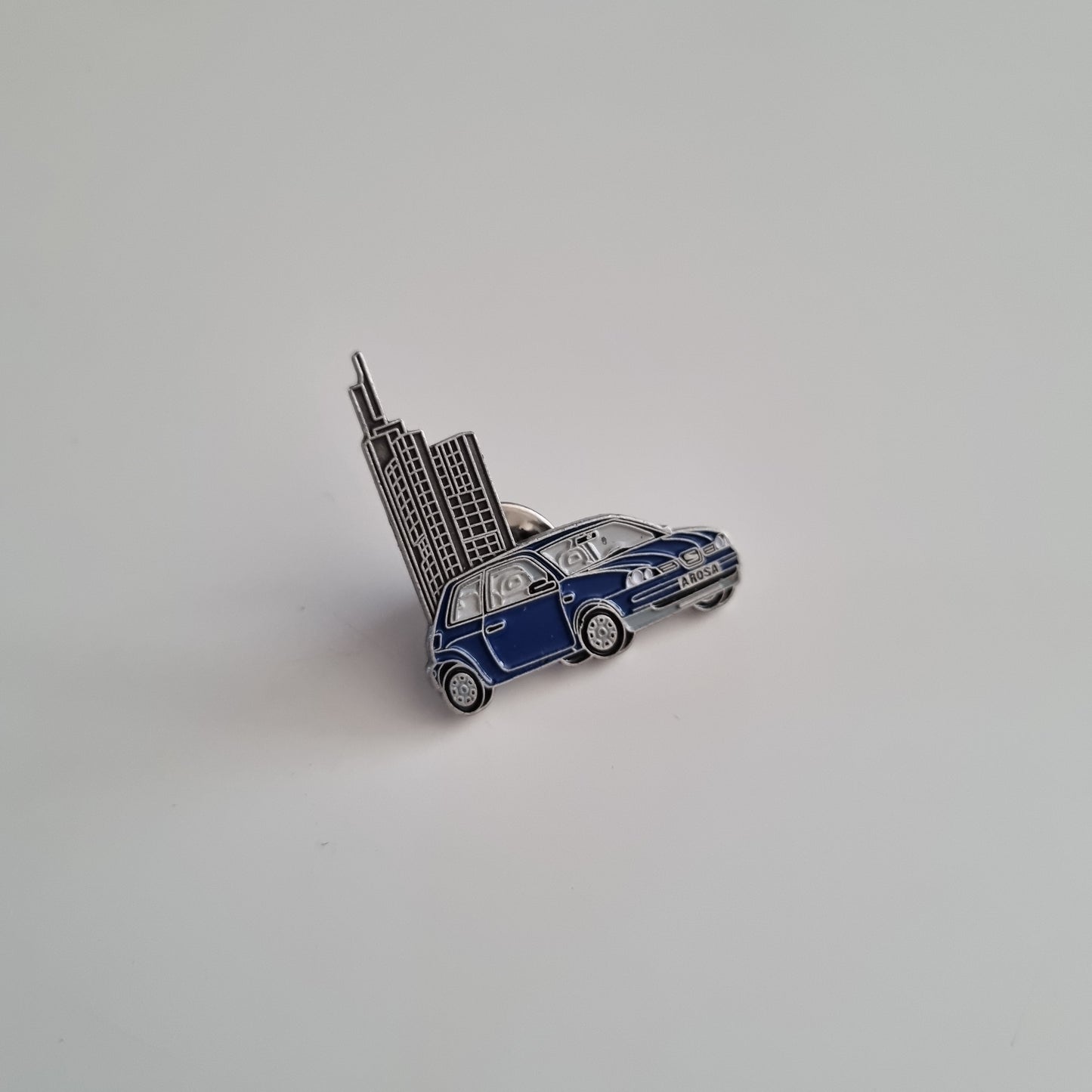 Seat Arosa Pin