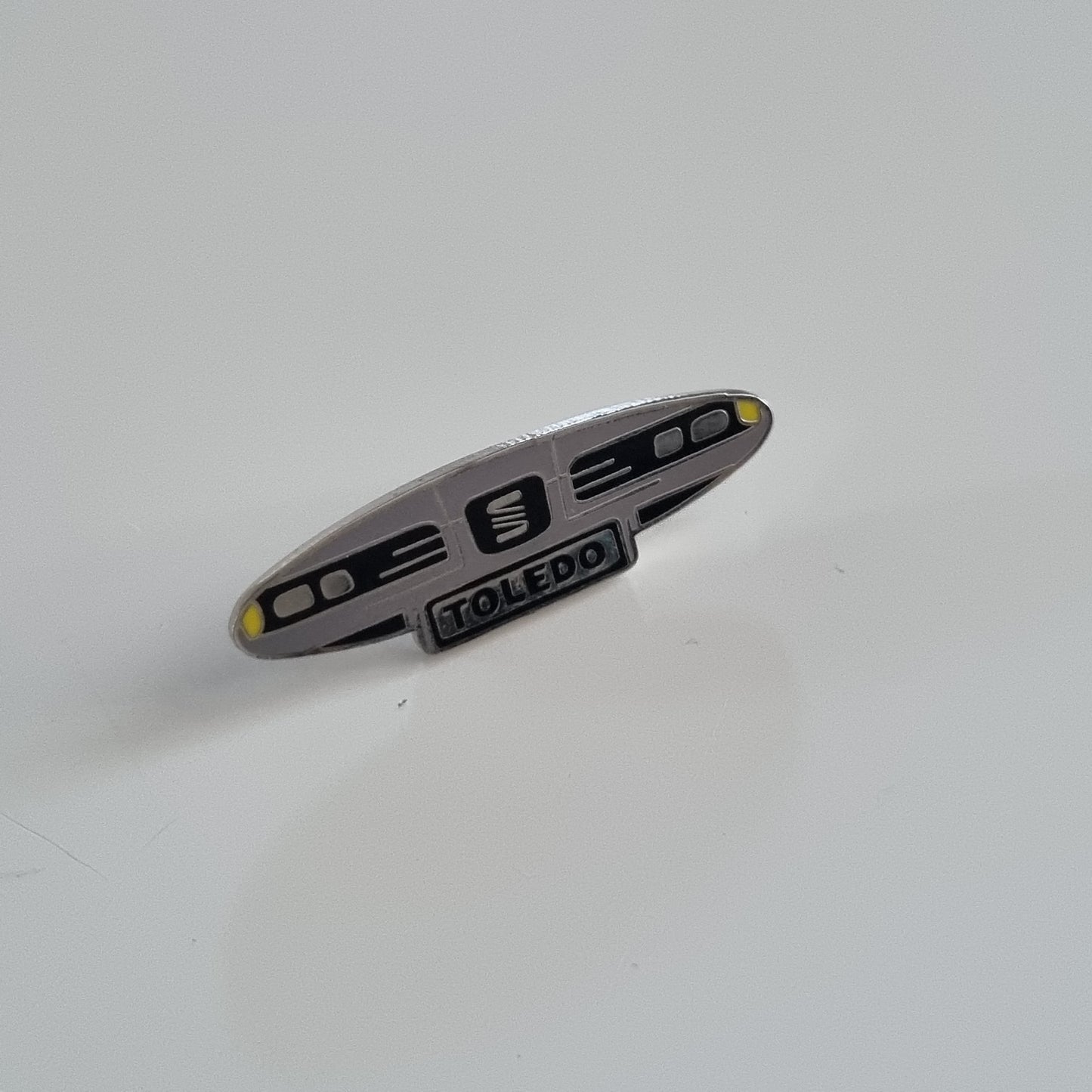 Seat Toledo Pin