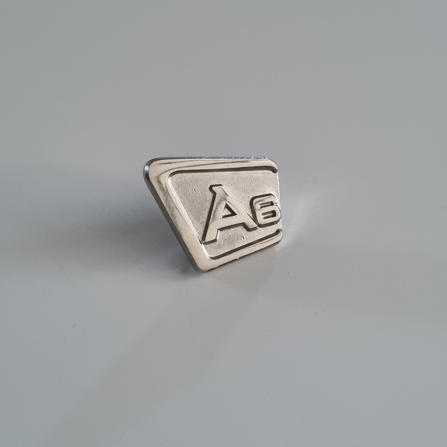 Audi A6 Pin