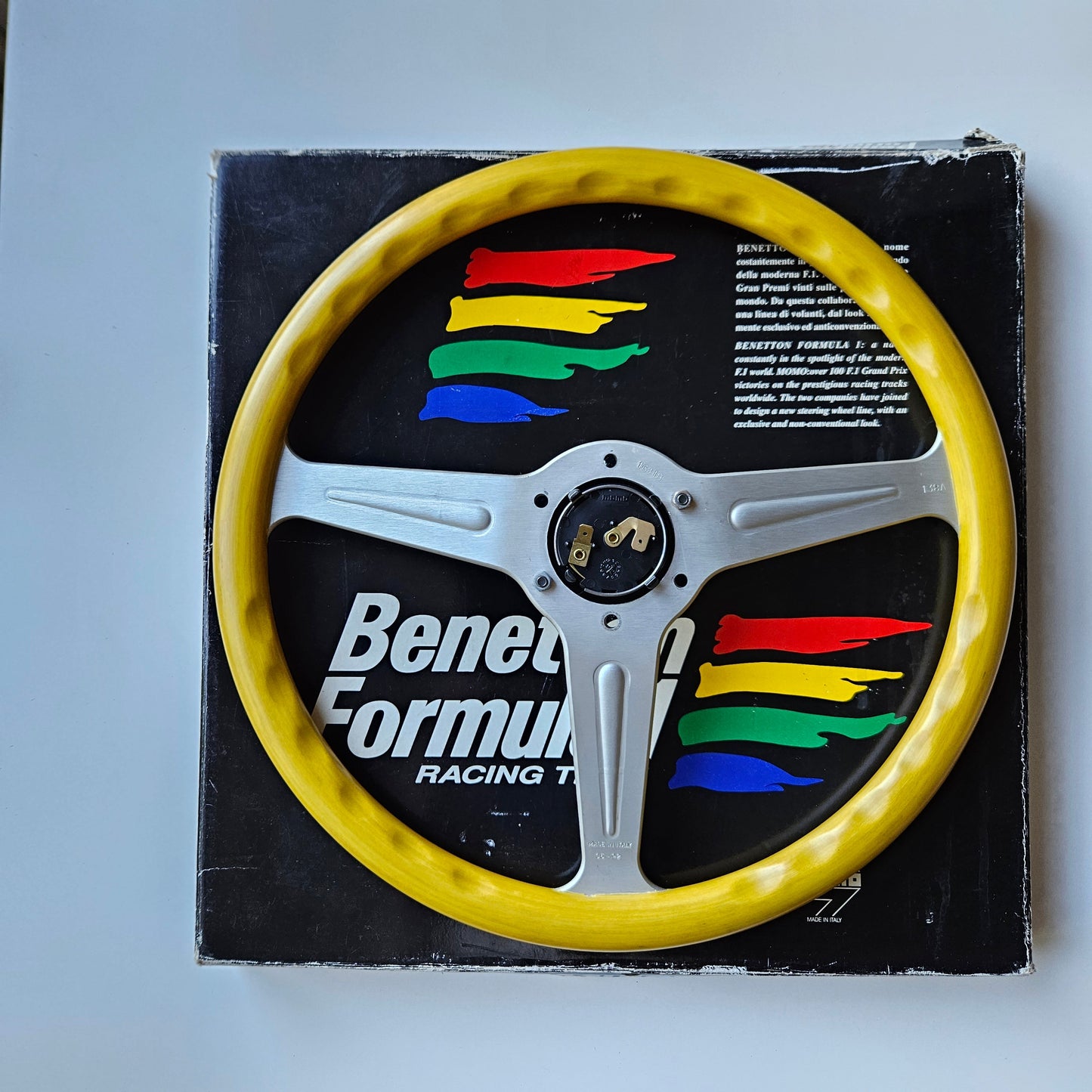 Momo Benetton F1 Fashion Yellow Woodgrain Steering Wheel