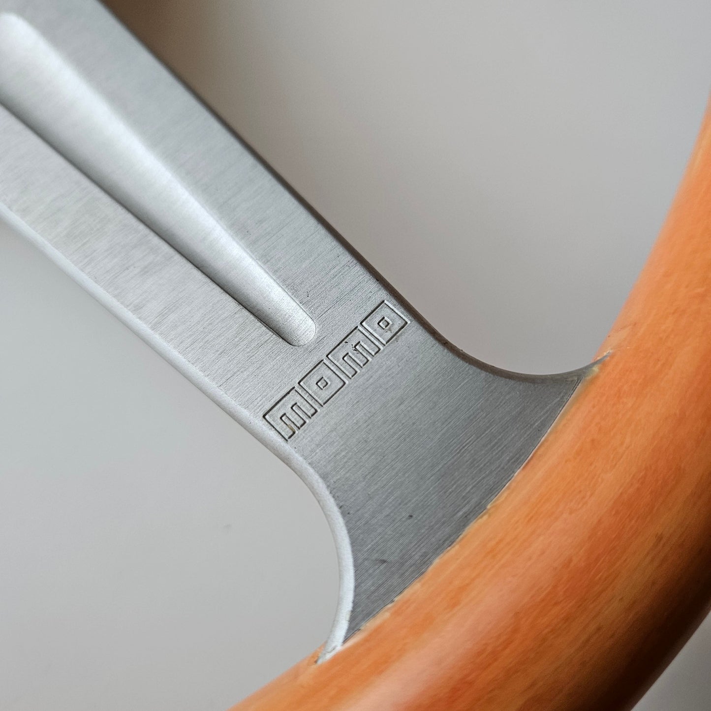 Momo Benetton F1 Fashion Orange Woodgrain Steering Wheel