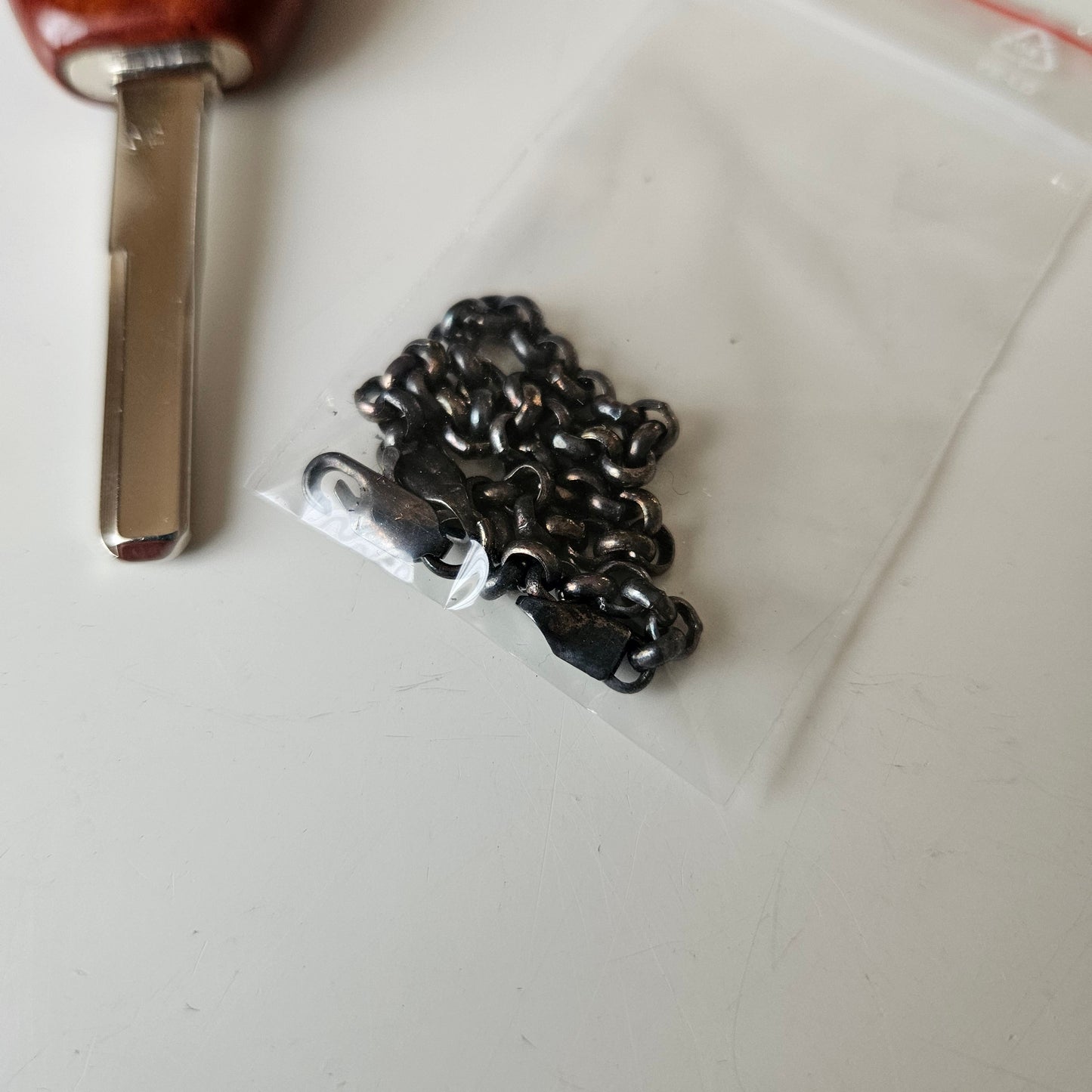 Momo Wooden Look Key